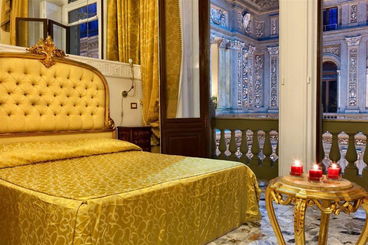 Art Santa Brigida 3* Napels